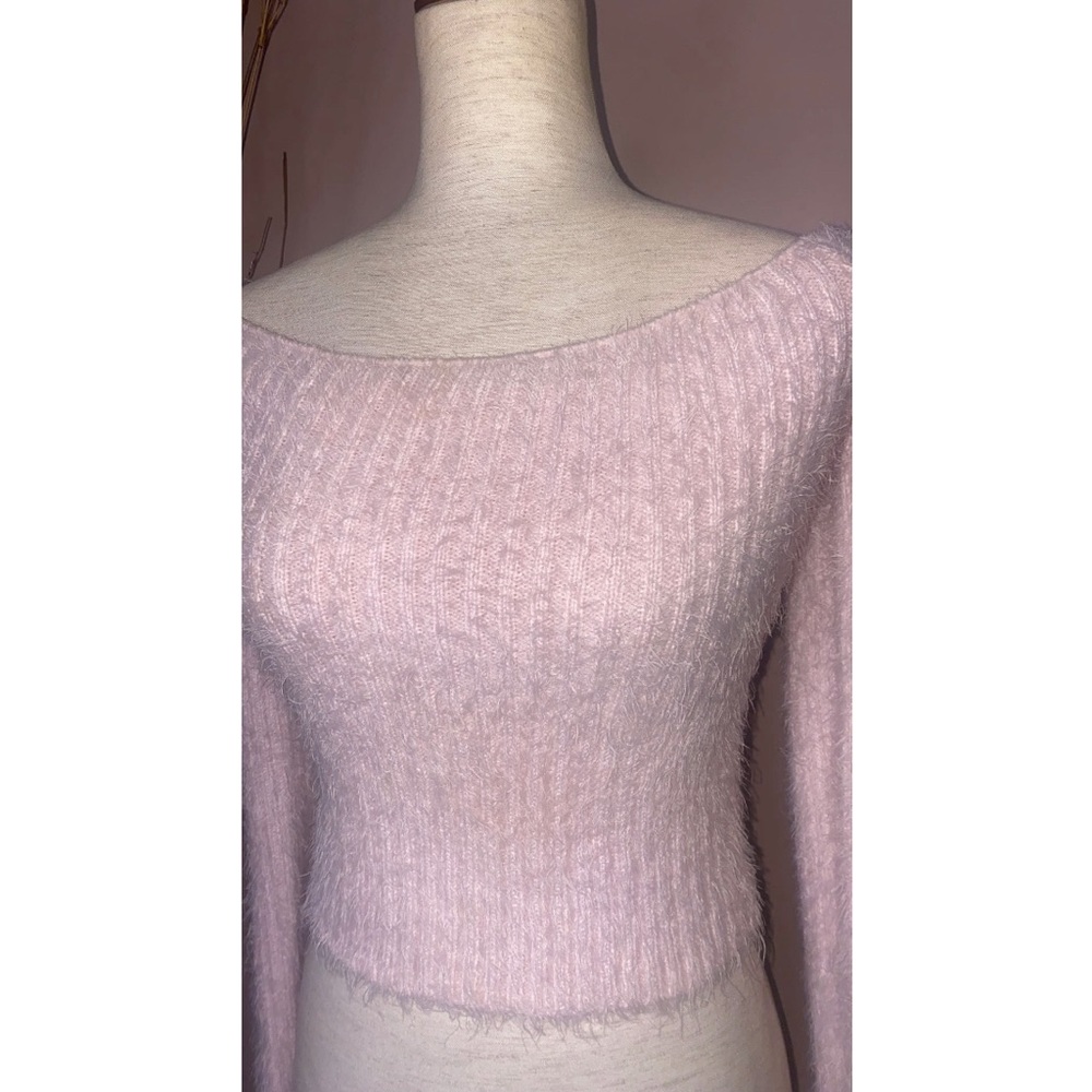 🚫SOLD🚫NWOT Windsor off the shoulder eyelash/ fuzzy knit cropped sweater sz M - Picture 8 of 10